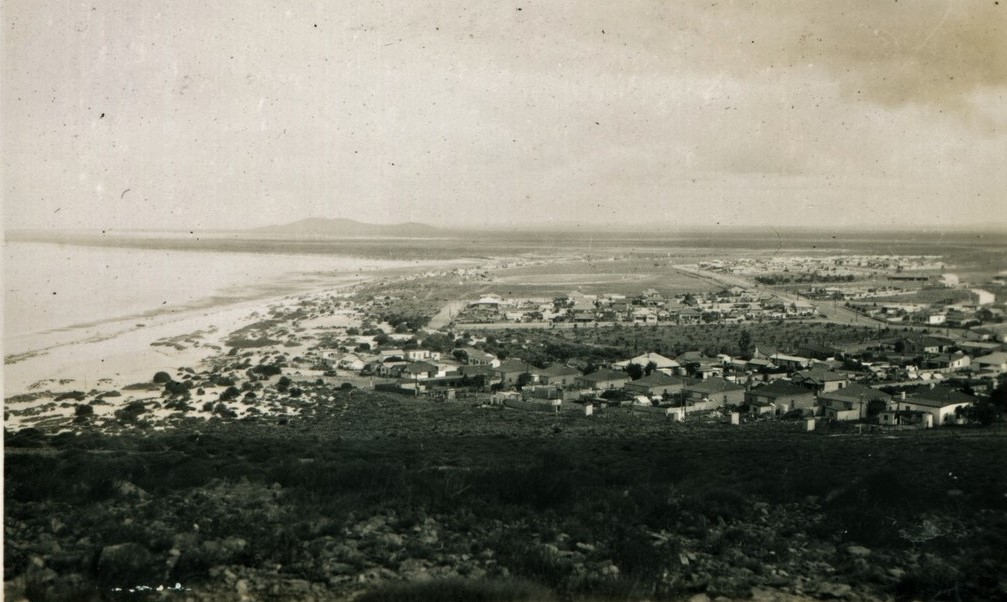 View of Whyalla 1941 Stabilised sand dune centre Source: SLSA